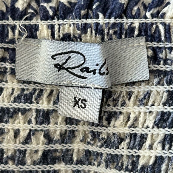 Rails Addison Navy Floral Mini Skirt - Picture 5 of 12